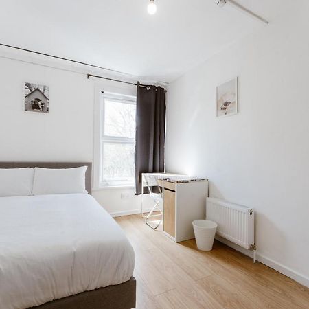 Mile End Double Rooms 27 Guest House Лондон Экстерьер фото