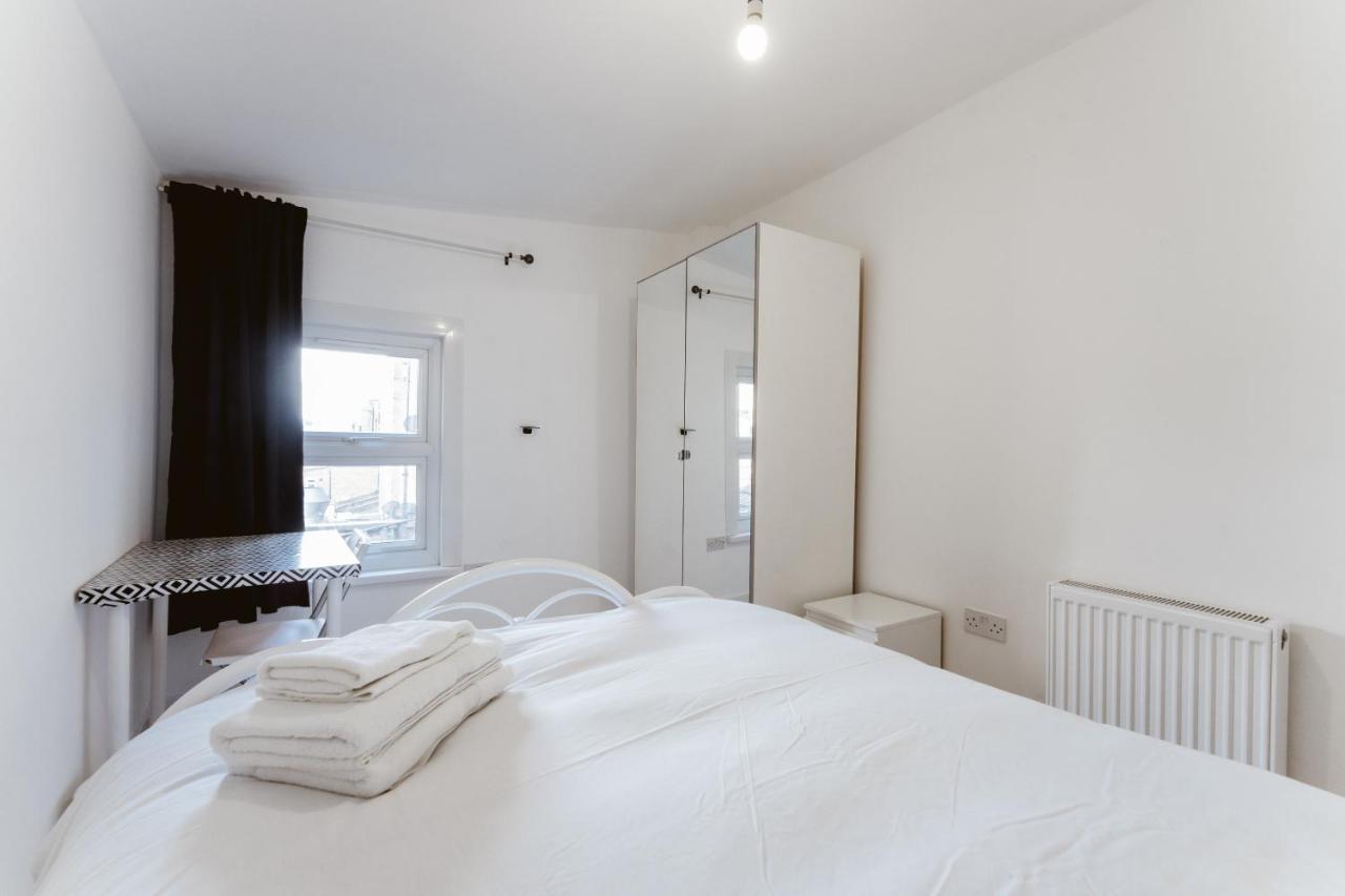 Mile End Double Rooms 27 Guest House Лондон Экстерьер фото