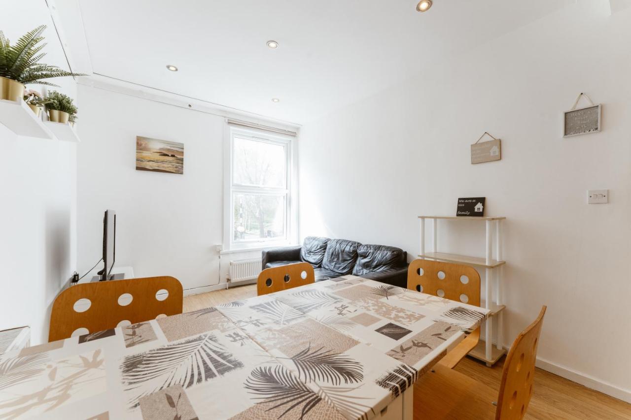 Mile End Double Rooms 27 Guest House Лондон Экстерьер фото