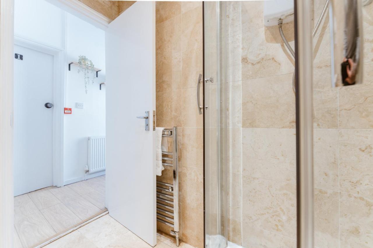 Mile End Double Rooms 27 Guest House Лондон Экстерьер фото